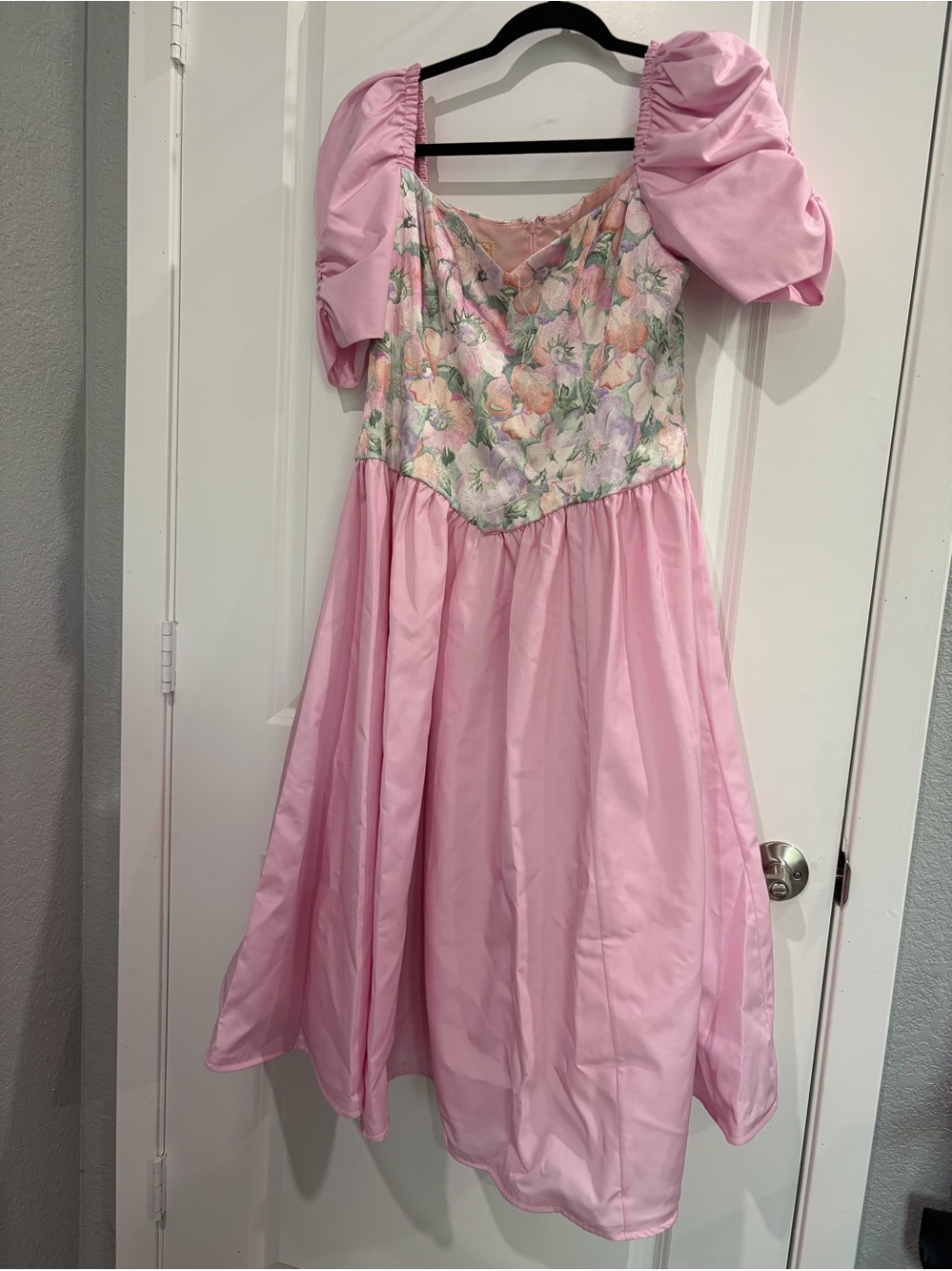 Pink Floral Puff-Sleeve Girls' vintage dresses